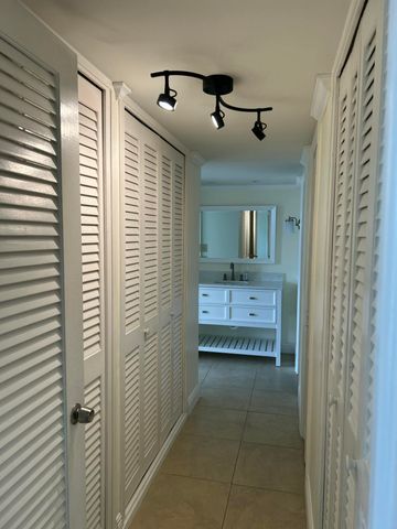 305 N POMPANO BEACH Boulevard 205, Pompano Beach, FL 33062
