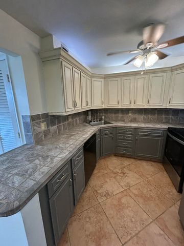 305 N POMPANO BEACH Boulevard 205, Pompano Beach, FL 33062