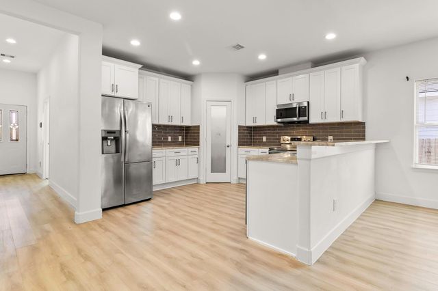 192 S Village Cove Loop, Livingston, TX 77351