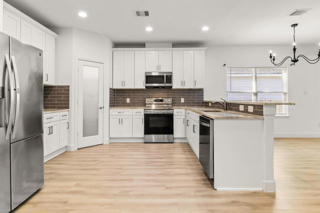 192 S Village Cove Loop, Livingston, TX 77351