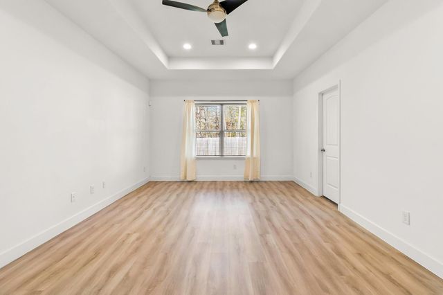 192 S Village Cove Loop, Livingston, TX 77351