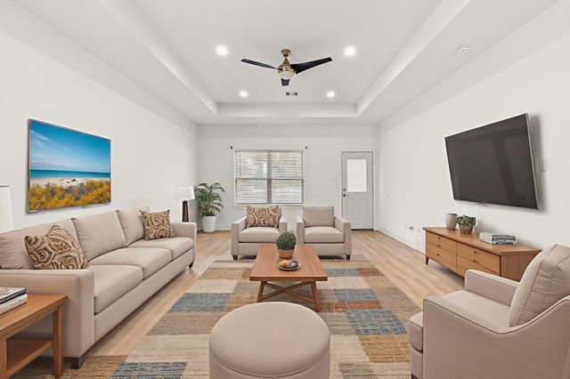 192 S Village Cove Loop, Livingston, TX 77351