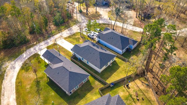 192 S Village Cove Loop, Livingston, TX 77351