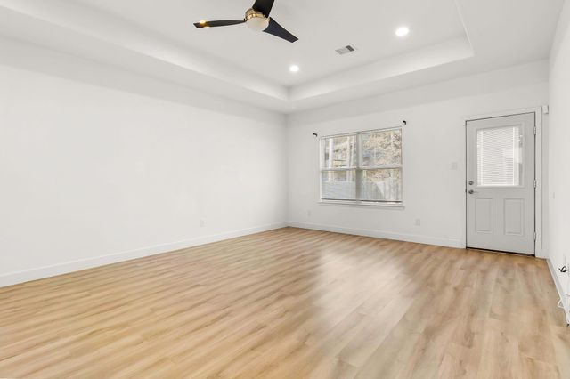 192 S Village Cove Loop, Livingston, TX 77351