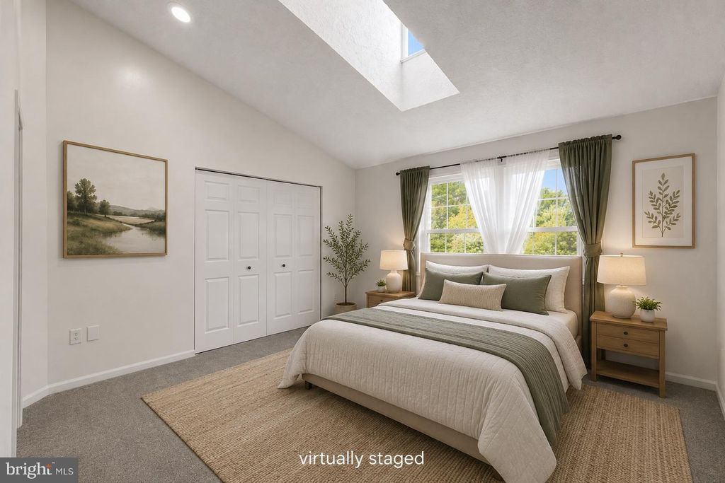 Image 18 of property listing at 12221 EAGLES NEST CT #L, Germantown, MD 20874