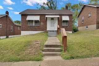 3113 N Hanley Road N, Bel Ridge, MO 63121