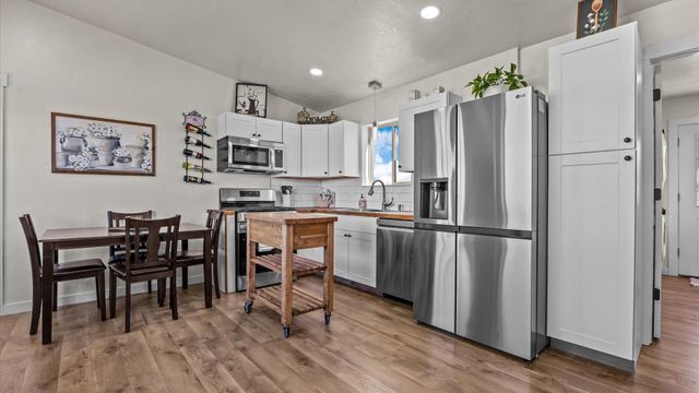 13813 6950 Road, Montrose, CO 81401