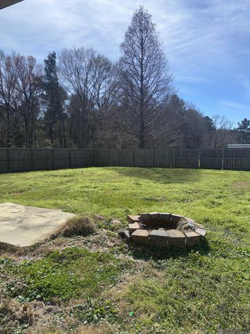 13244 Arnold Rd, Walker, LA 70785