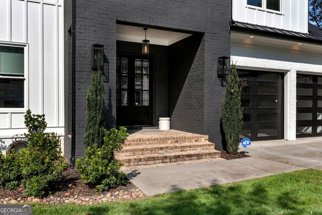 2670 Carlton Place NE, Brookhaven, GA 30319
