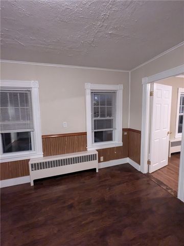 14 Wallace Avenue 2, Warwick, RI 02886