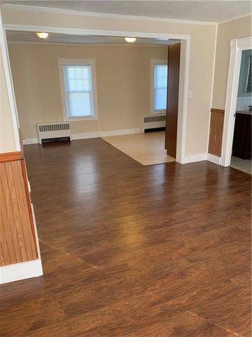 14 Wallace Avenue 2, Warwick, RI 02886