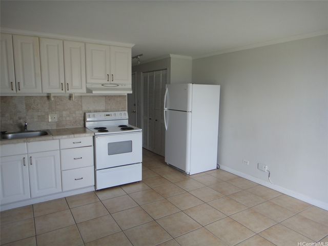 2211 Ala Wai Boulevard 2103, Honolulu, HI 96815