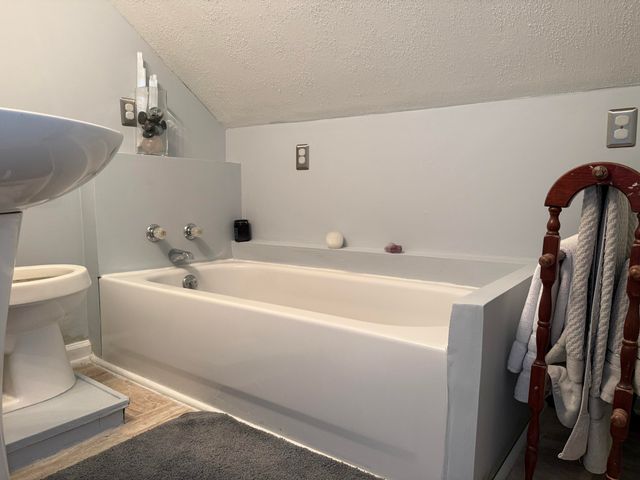 18 Orlando Drive, Chattanooga, TN 37415