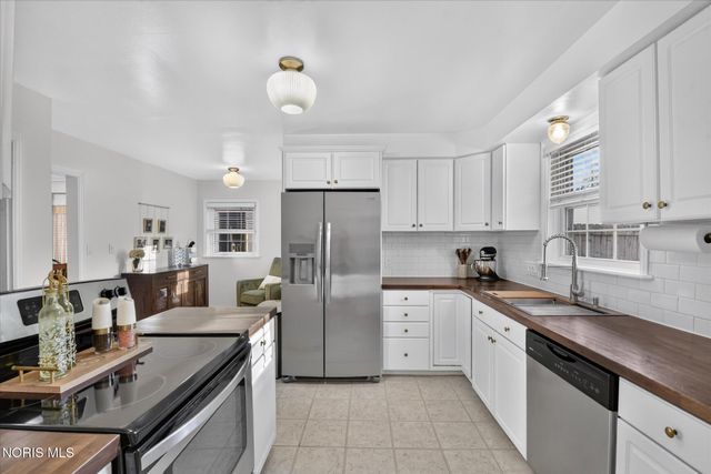 2657 Cheltenham Road, Toledo, OH 43606