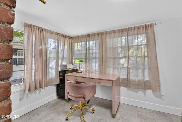 2657 Cheltenham Road, Toledo, OH 43606