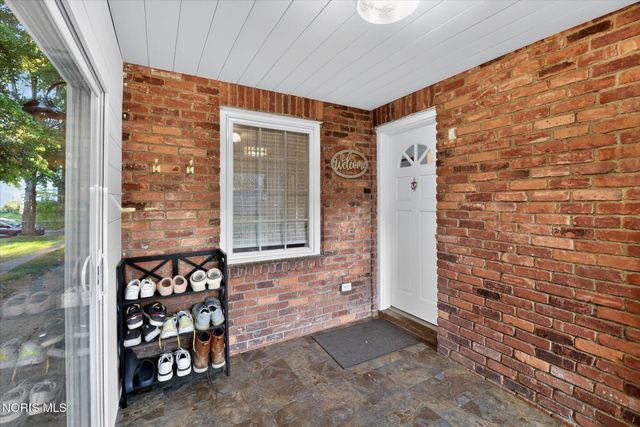 2657 Cheltenham Road, Toledo, OH 43606