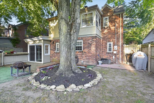 2657 Cheltenham Road, Toledo, OH 43606