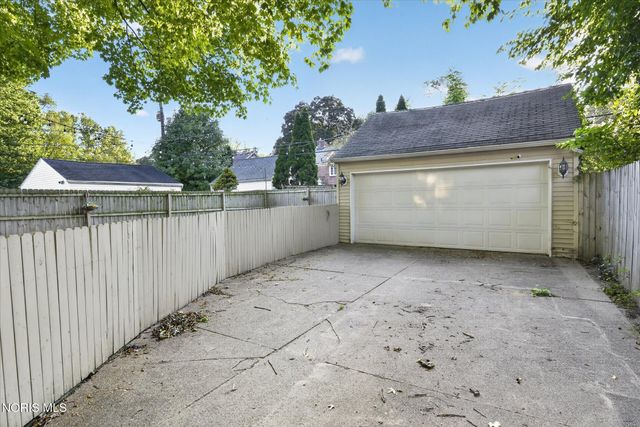 2657 Cheltenham Road, Toledo, OH 43606