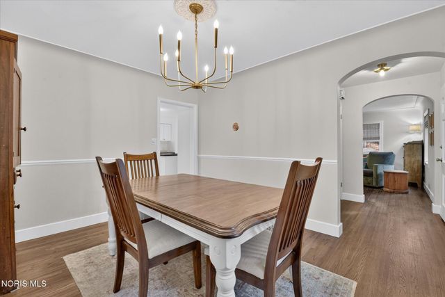 2657 Cheltenham Road, Toledo, OH 43606