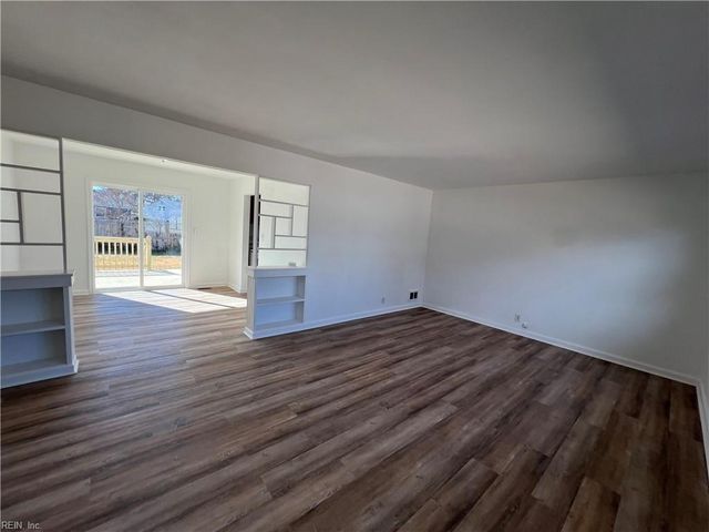 8035 Arrowwood CT, Norfolk, VA 23518