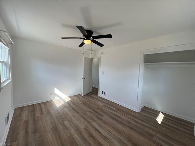 8035 Arrowwood CT, Norfolk, VA 23518