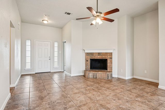 449 Cambridge Drive, Saginaw, TX 76179