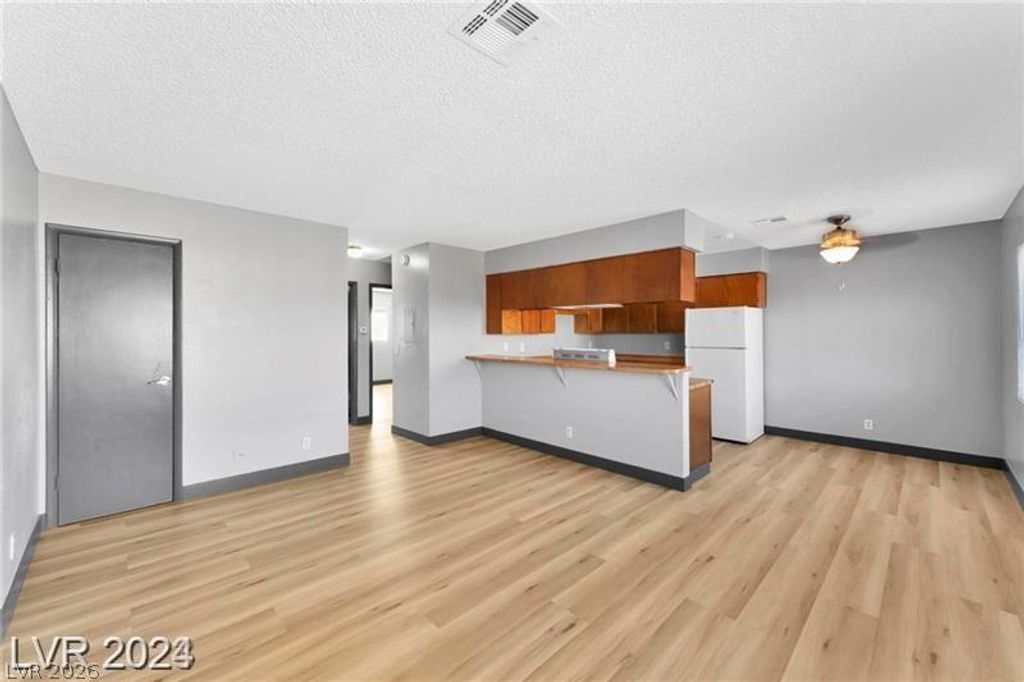 1641 North Lamont Street, Las Vegas, NV 89115 — photo 4