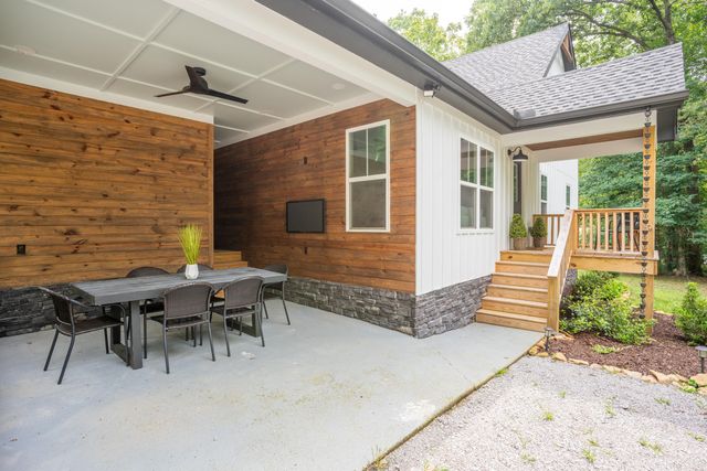 1145 Daniels Road, Trenton, GA 30752