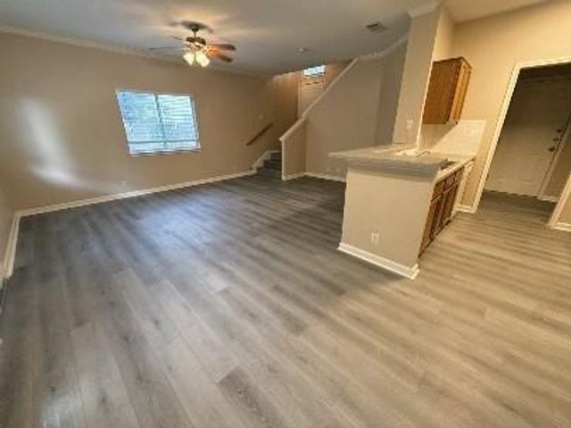 1729 Constantino CIR, Austin, TX 78745