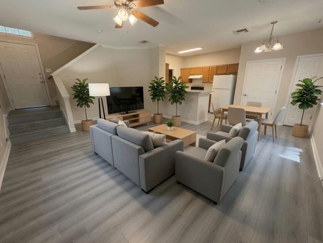 1729 Constantino CIR, Austin, TX 78745