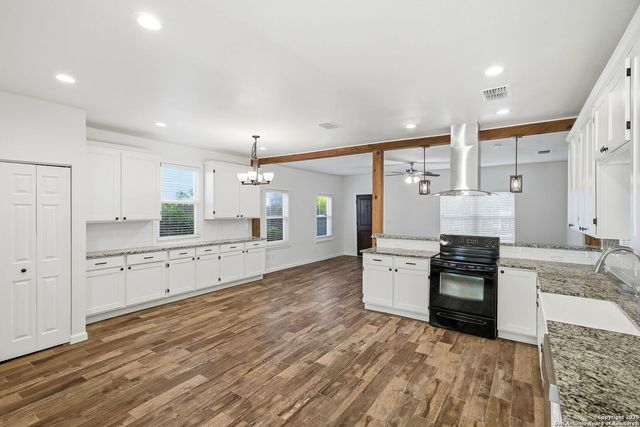 170 Hermine, San Antonio, TX 78212