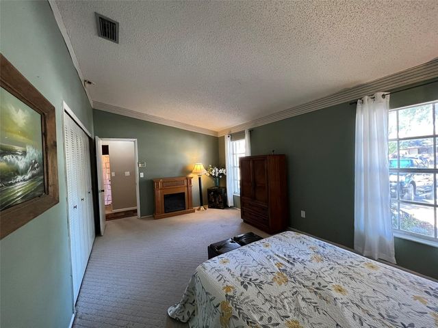 7715 WILLOW PARK DRIVE, Temple Terrace, FL 33637