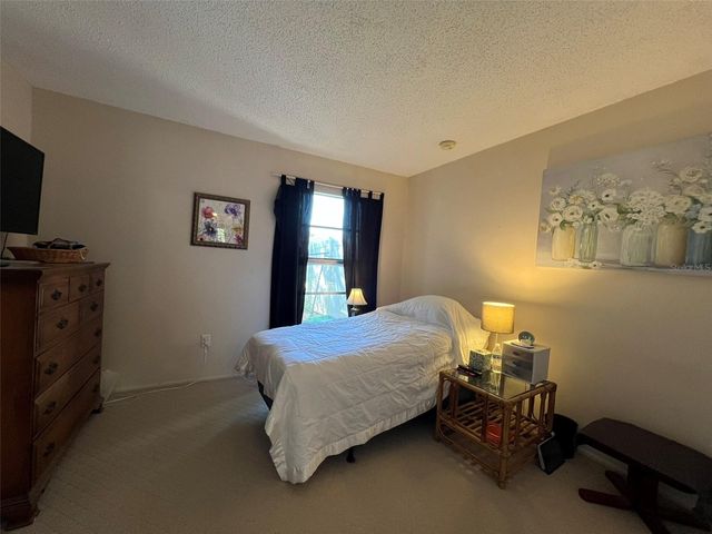 7715 WILLOW PARK DRIVE, Temple Terrace, FL 33637