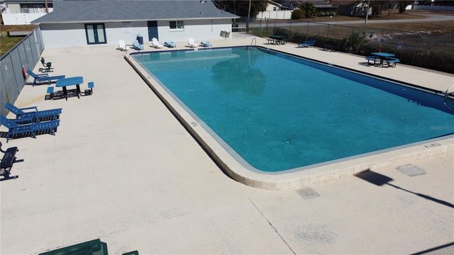 7715 WILLOW PARK DRIVE, Temple Terrace, FL 33637