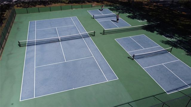 7715 WILLOW PARK DRIVE, Temple Terrace, FL 33637