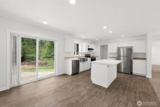 13916 140th Avenue NW, Gig Harbor, WA 98329