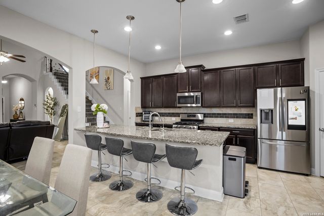 9031 La Junta, San Antonio, TX 78254
