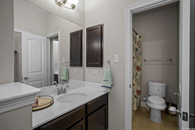9031 La Junta, San Antonio, TX 78254