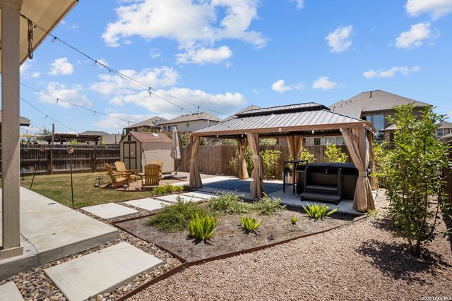 9031 La Junta, San Antonio, TX 78254