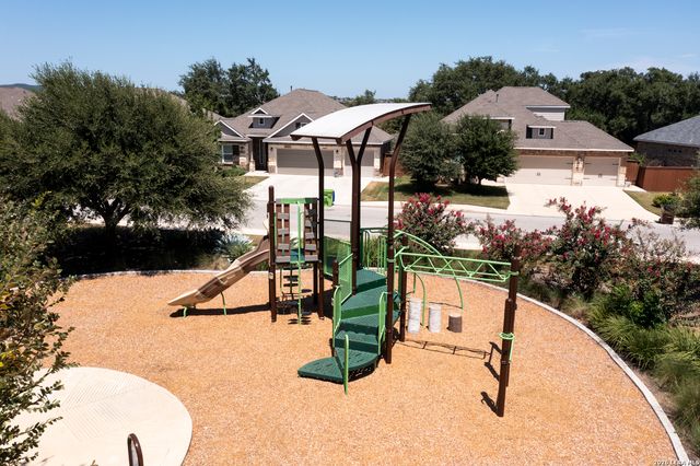 9031 La Junta, San Antonio, TX 78254