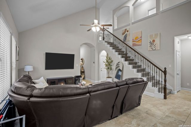 9031 La Junta, San Antonio, TX 78254