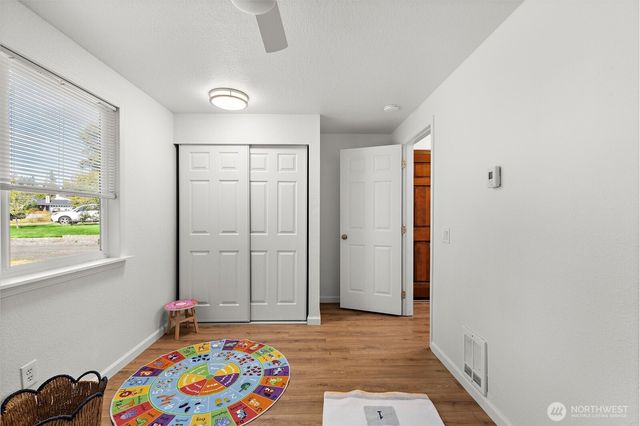 16721 6th Avenue SE, Bothell, WA 98012
