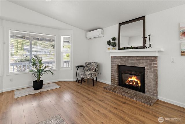 16721 6th Avenue SE, Bothell, WA 98012