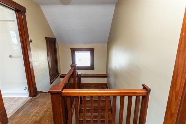 1208 Sycamore St, Connellsville, PA 15425