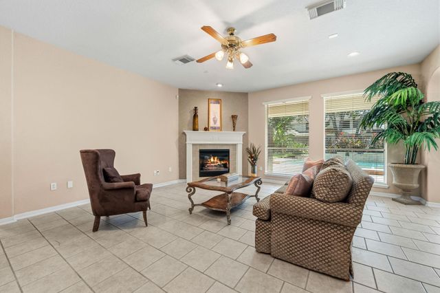 2903 Lacewood Court, Pearland, TX 77584