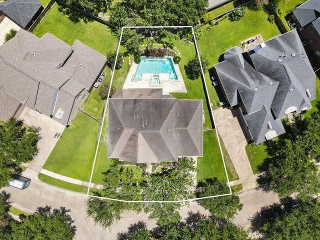 2903 Lacewood Court, Pearland, TX 77584