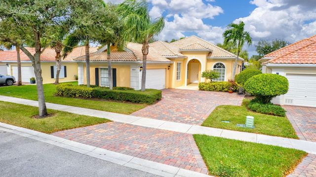 8241 Tobago Lane, Wellington, FL 33414