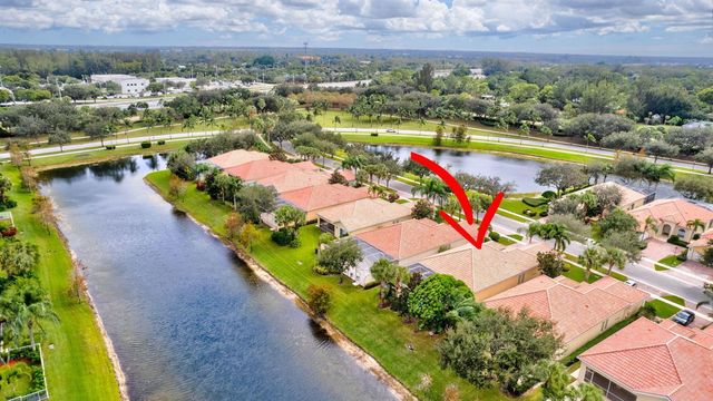 8241 Tobago Lane, Wellington, FL 33414