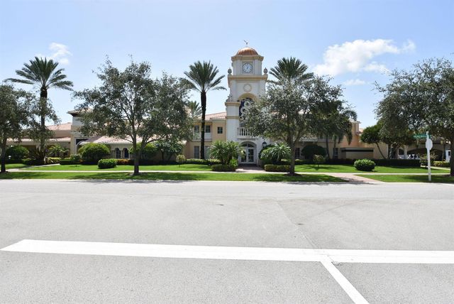 8241 Tobago Lane, Wellington, FL 33414