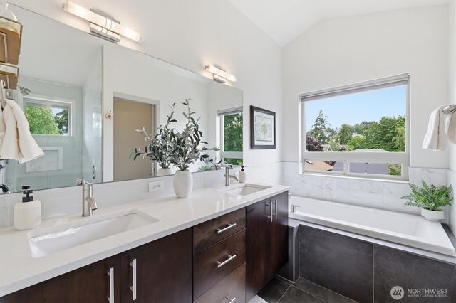 6114 8th Avenue NW, Seattle, WA 98107